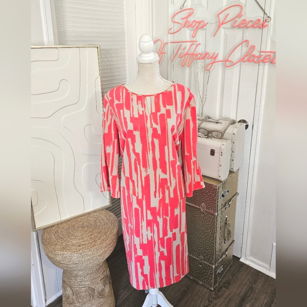 VIBRANT PENCIL DRESS🩷 - Picture 13 of 13